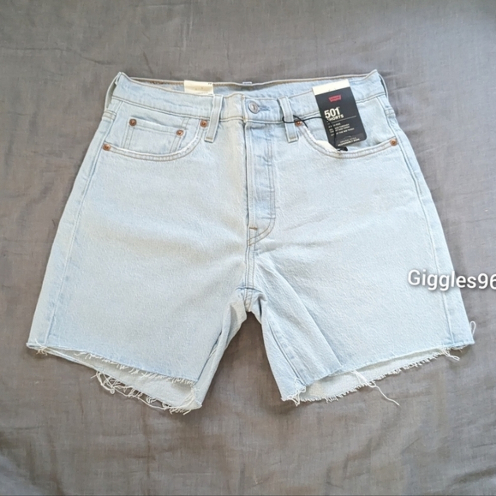 Levi's 501 Mid Thigh Bermuda Shorts Light Wash